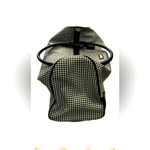 💕 NWOT Vintage Burry Lane Travel Bag in a chic black/white pattern